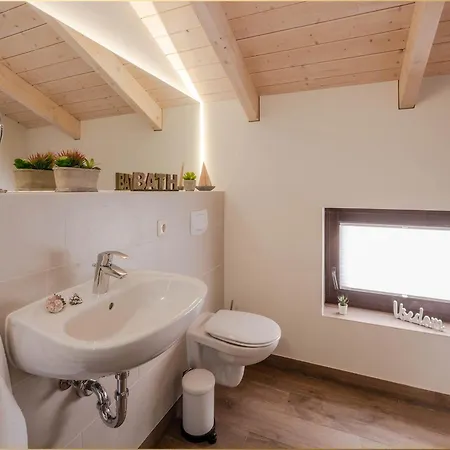 Becker Bruecke Apartament